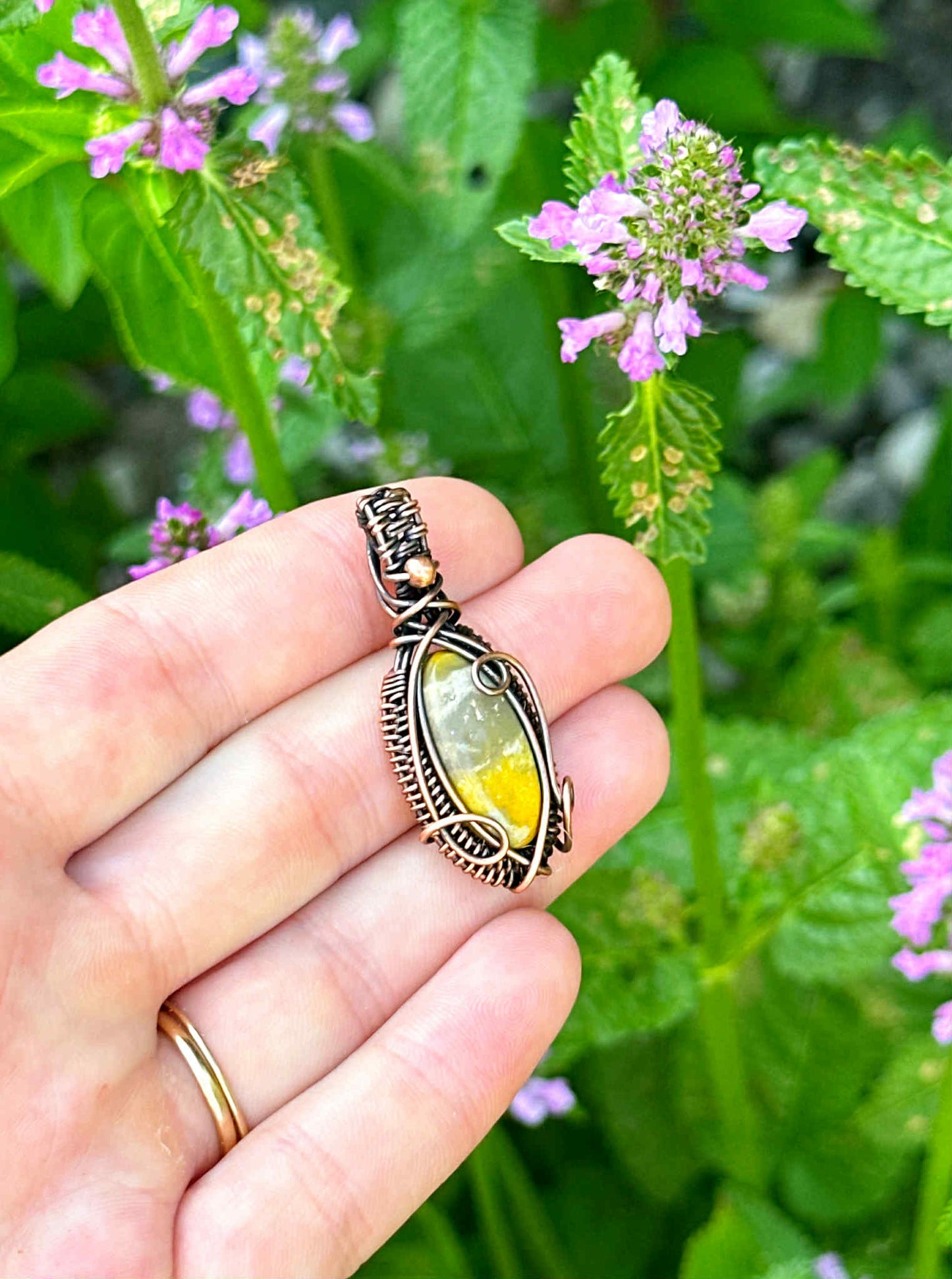 Mini Bumble Bee Jasper Crystal Copper Pendant
