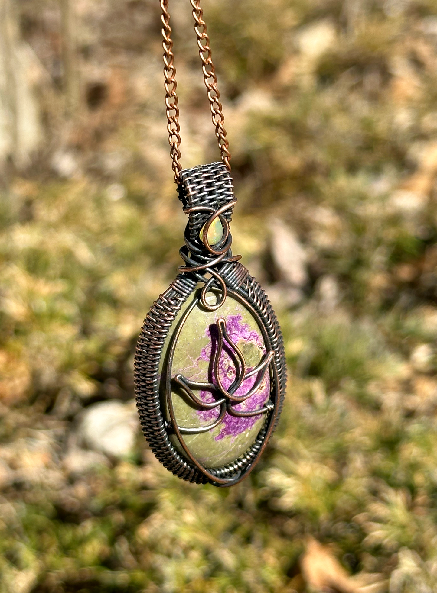 Lotus Purple Stichtite