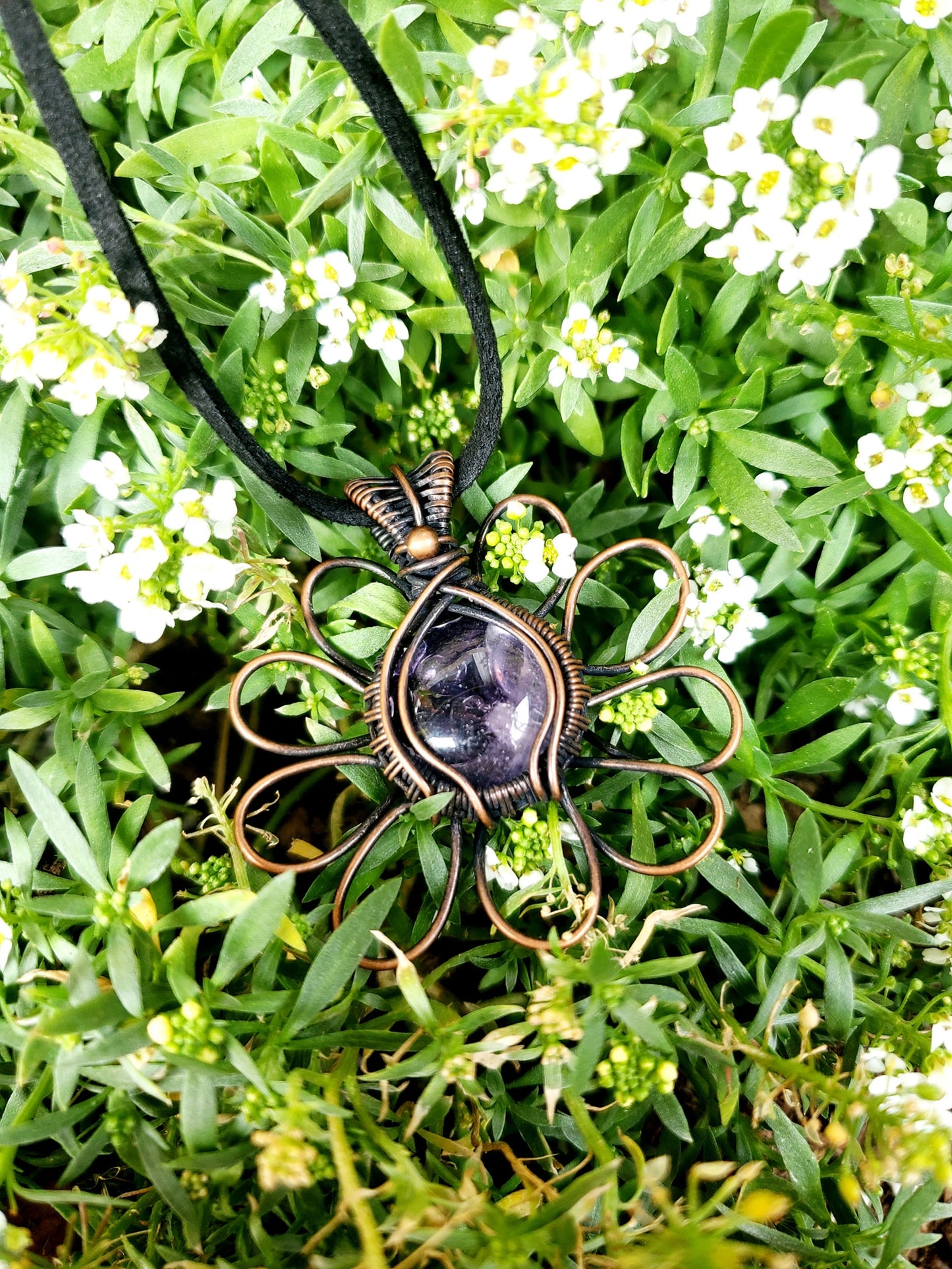 Daisy Amethyst Crystal Copper Pendant