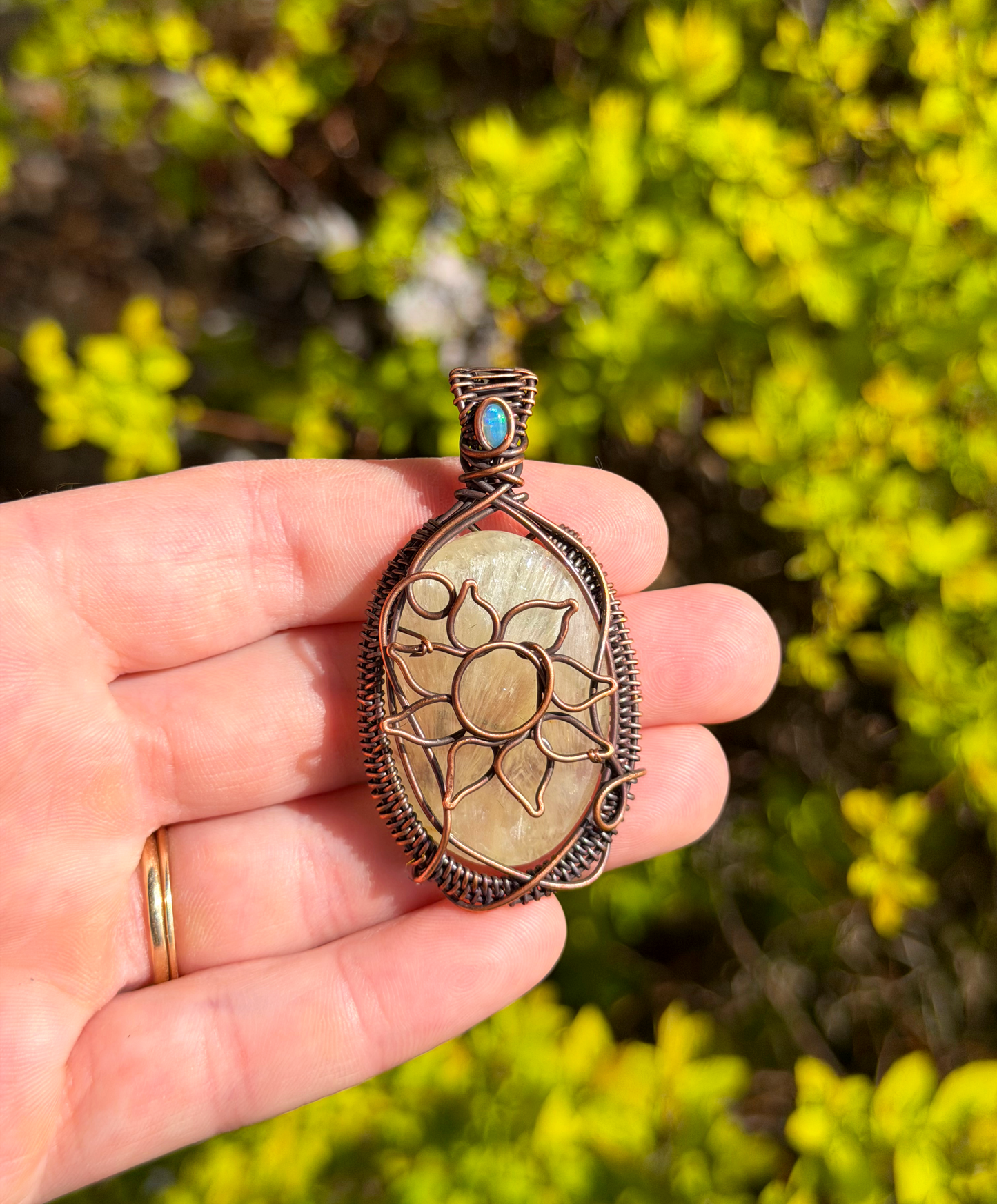 Sun Prehnite Crystal Copper Pendant