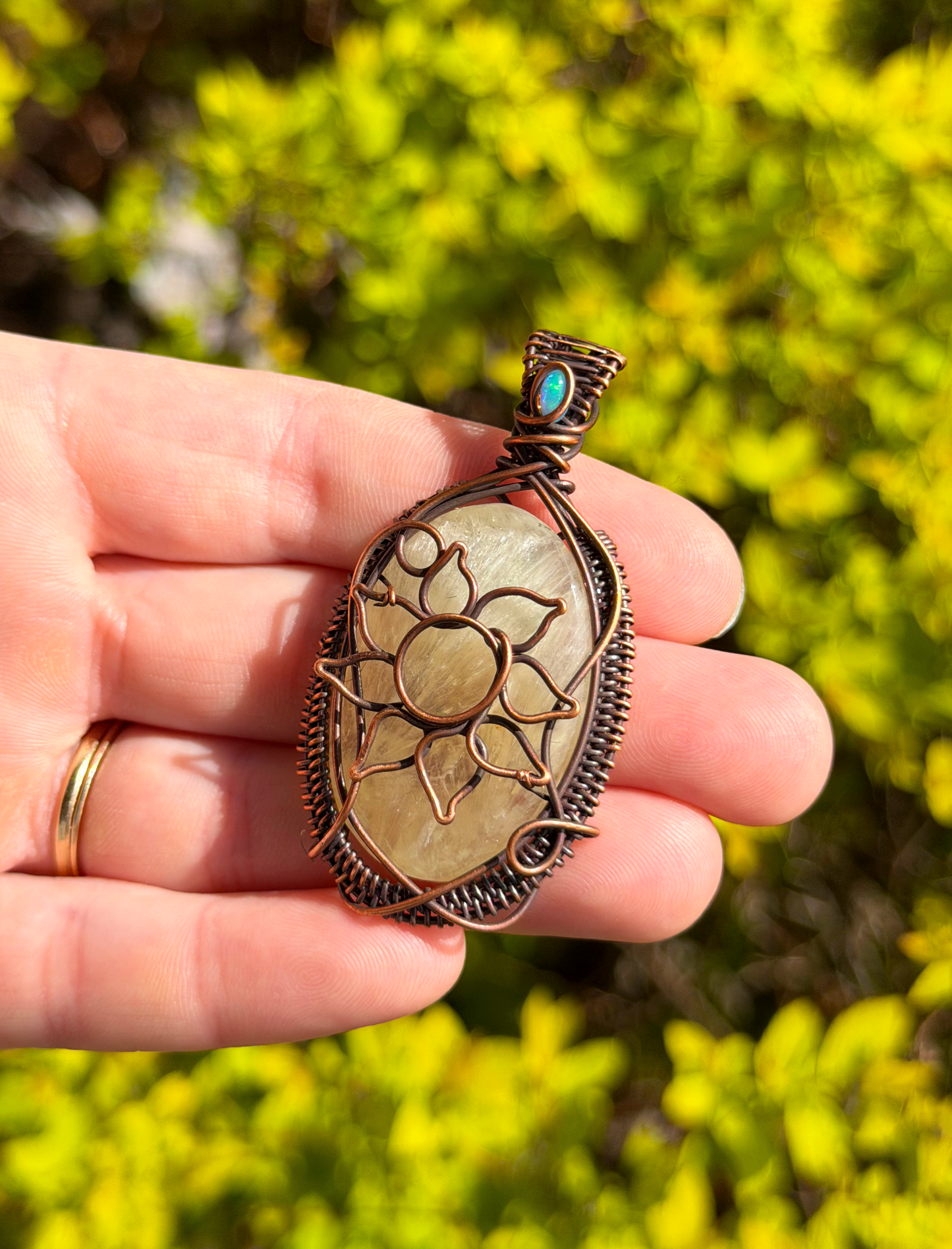 Sun Prehnite Crystal Copper Pendant
