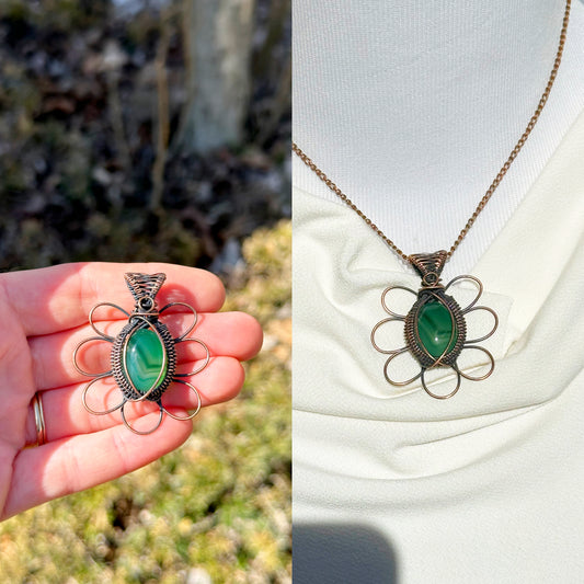 Daisy Nephrite Crystal Copper Pendant